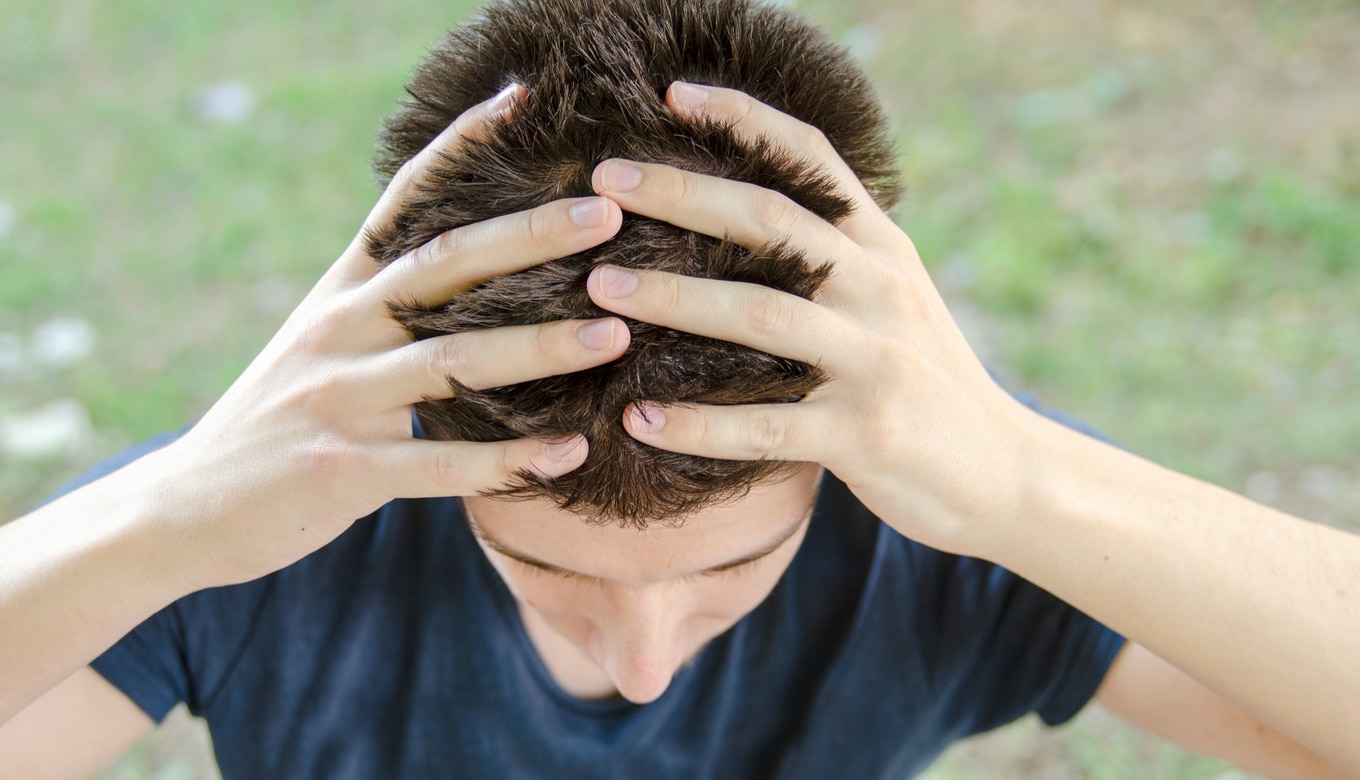 高校生で抜け毛が多い5つの原因とは しっかり治る対策まとめ